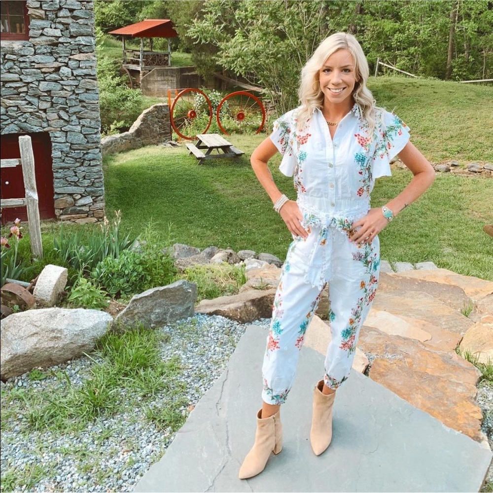 FARM Rio Louise Floral Frilled Sleeves Jumpsuit